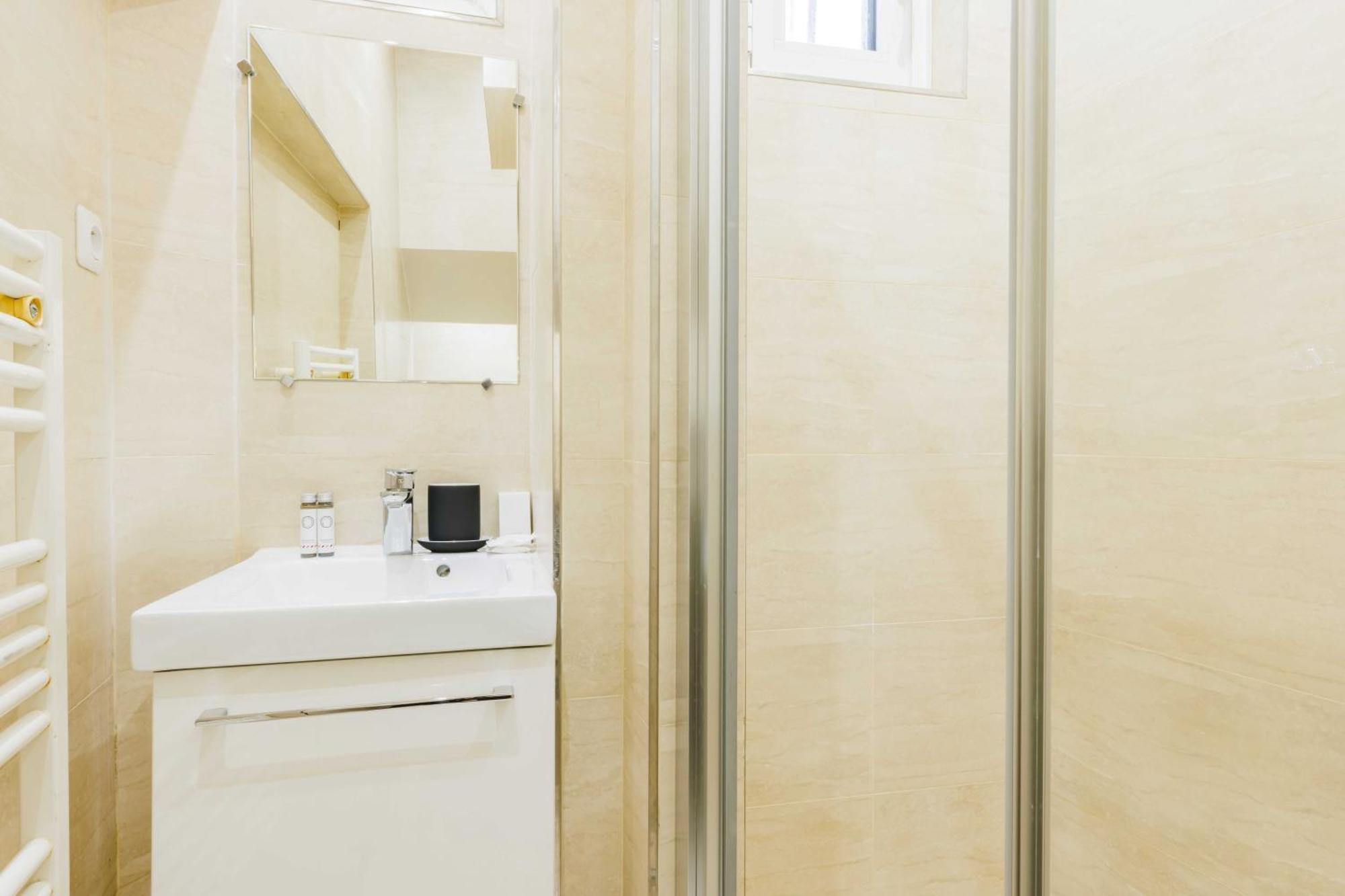 Appartement Quiet 1br-4p - Quartier Du Mail *
