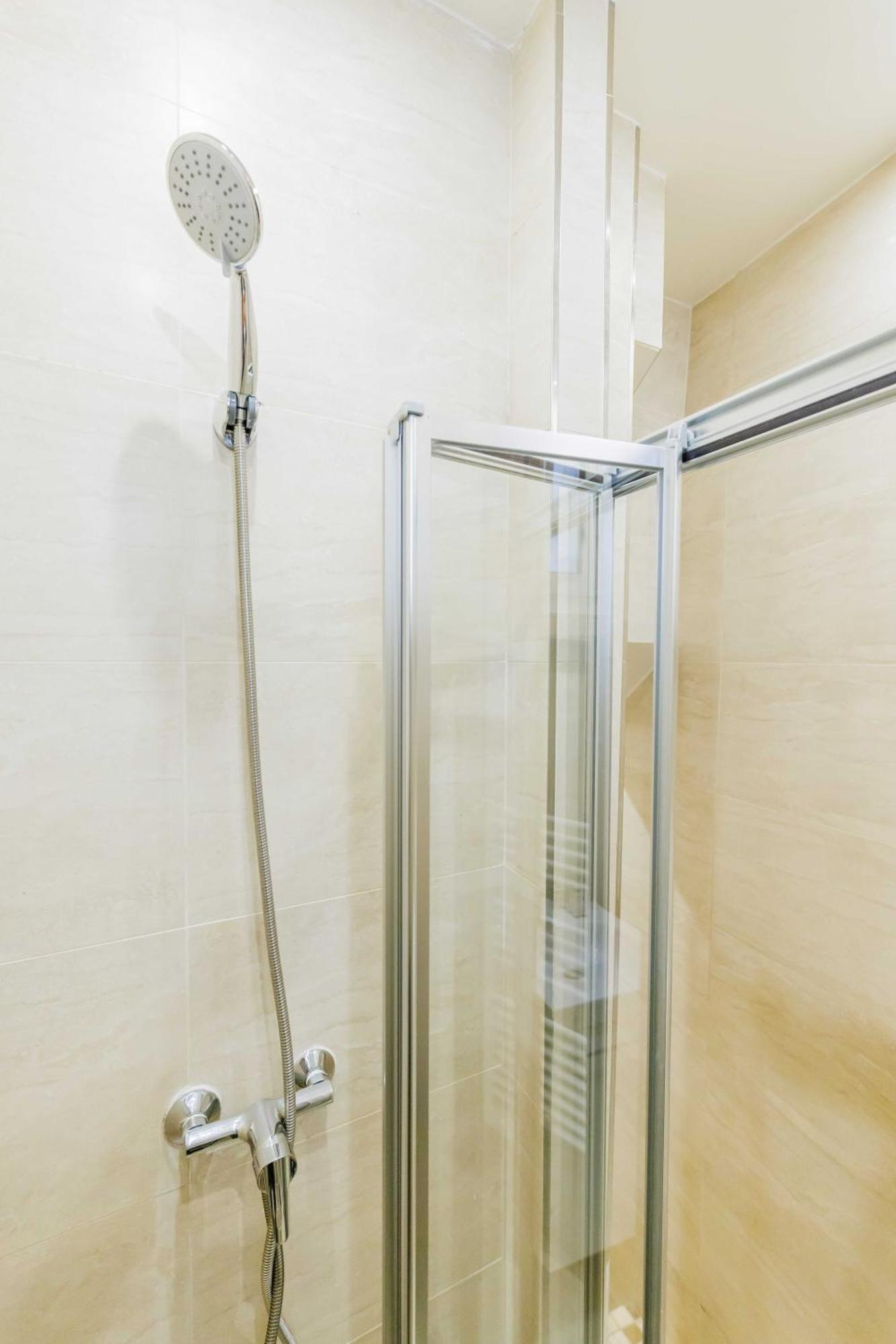 Quiet 1br-4p - Quartier Du Mail *